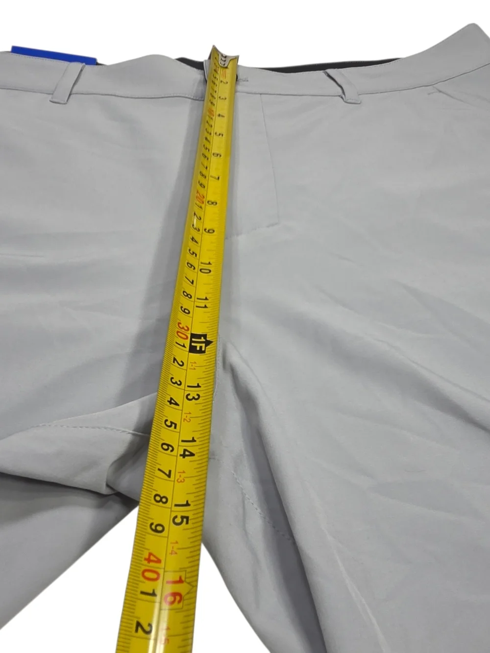 Men's Light Gray Cargo Shorts - Casual Utility Style. Size 36